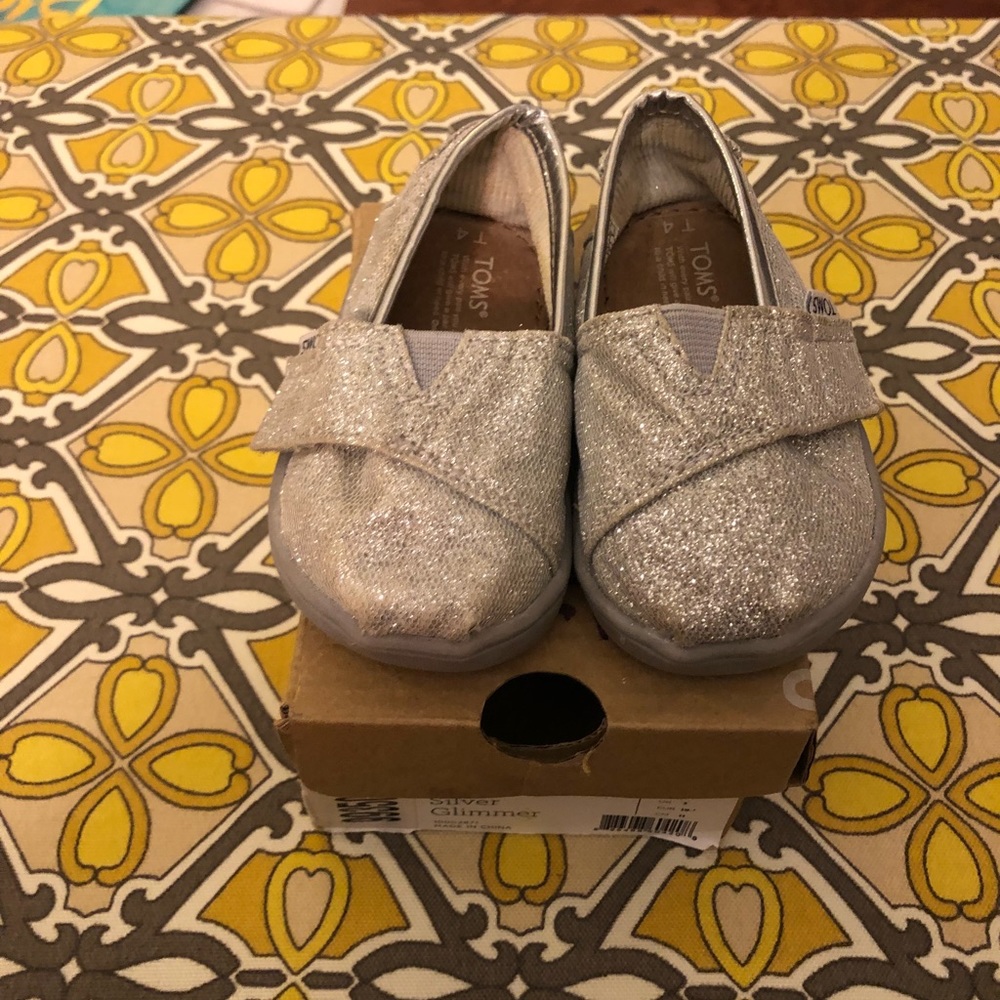 Sparkly silver Toms Size 4